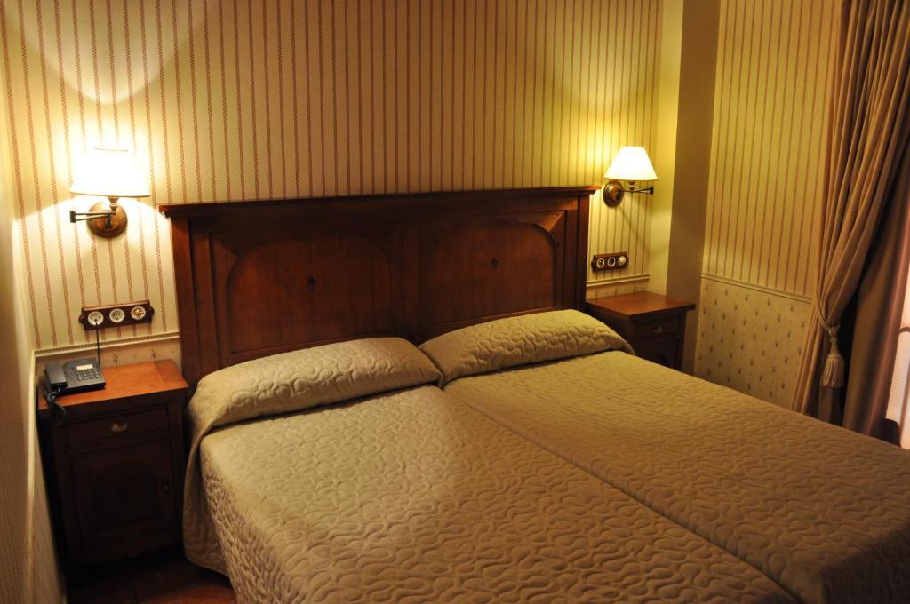 Hotel Bocalé Sallent de Gállego Habitación foto